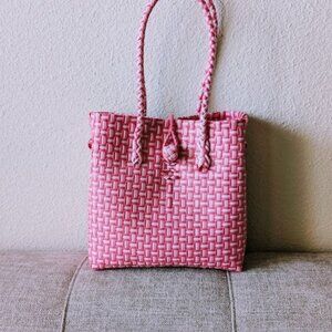 Sarah Stewart Mini Ella Plastic Tote. Hot Pink Checker Recycled Plastic